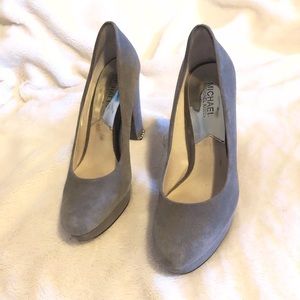 Michael Kors suede pumps